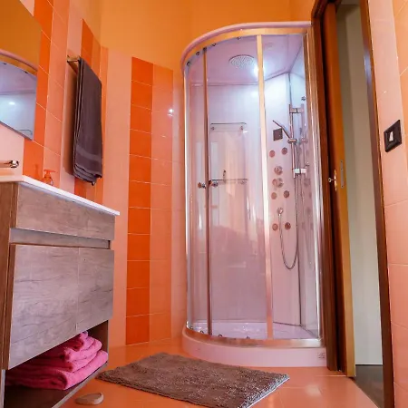 Appartement Wonderful Downtown Apartment-hd Netflix, King-size Bed, Two Minutes' Walk From Metro Milan