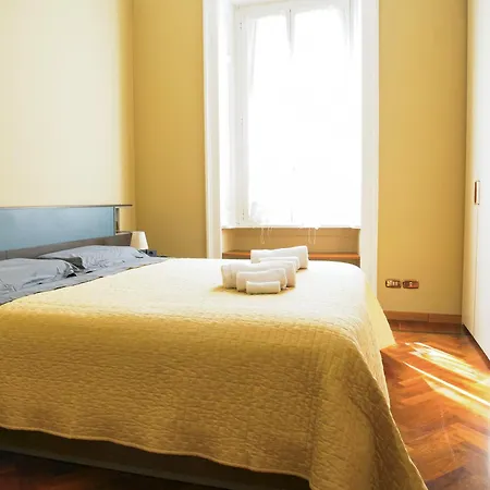 Apartment Wonderful Downtown Apartment-hd Netflix, King-size Bed, Two Minutes' Walk From Metro *